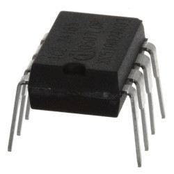 Circuit intégré ICE2A165