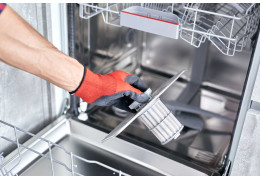 CÓMO SABER SI TU LAVAVAJILLAS ESTÁ ATASCADO Y CÓMO SOLUCIONARLO.